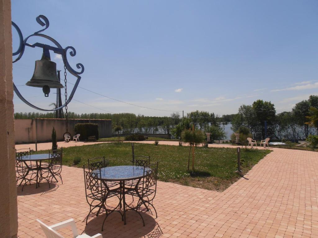 Chateau Sainte-Marie Dompierre-sur-Charente Exterior photo